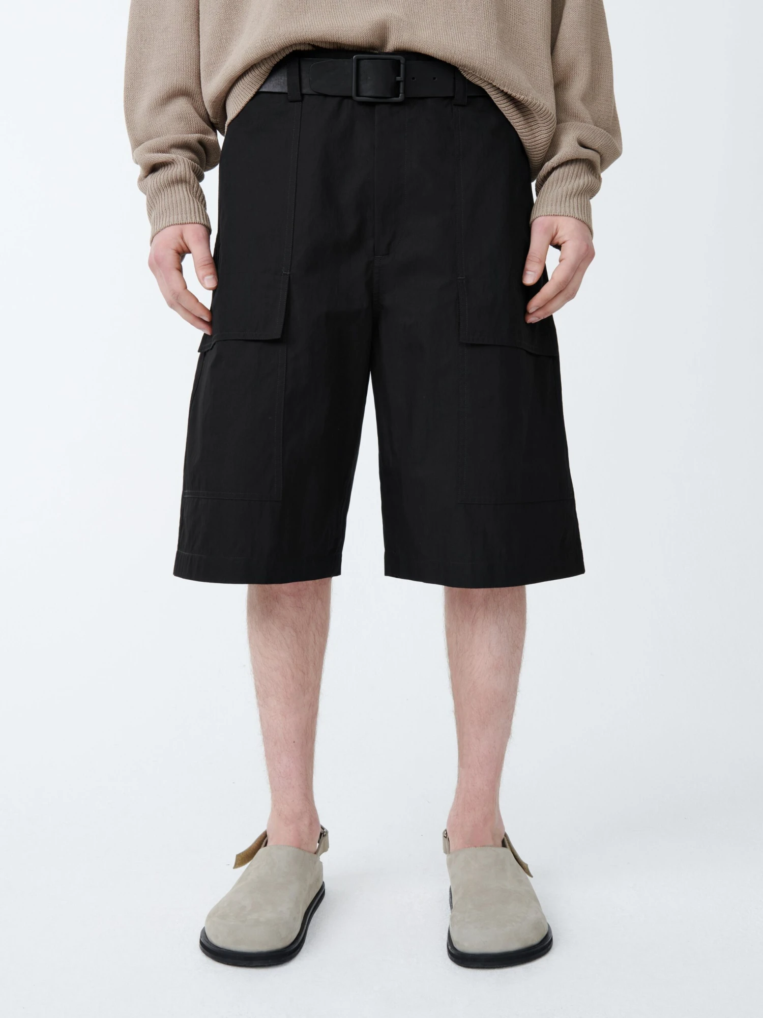 Studio Nicholson Tiller Short In Black 6 Studio Nicholson Tiller Short In Black - Image 6