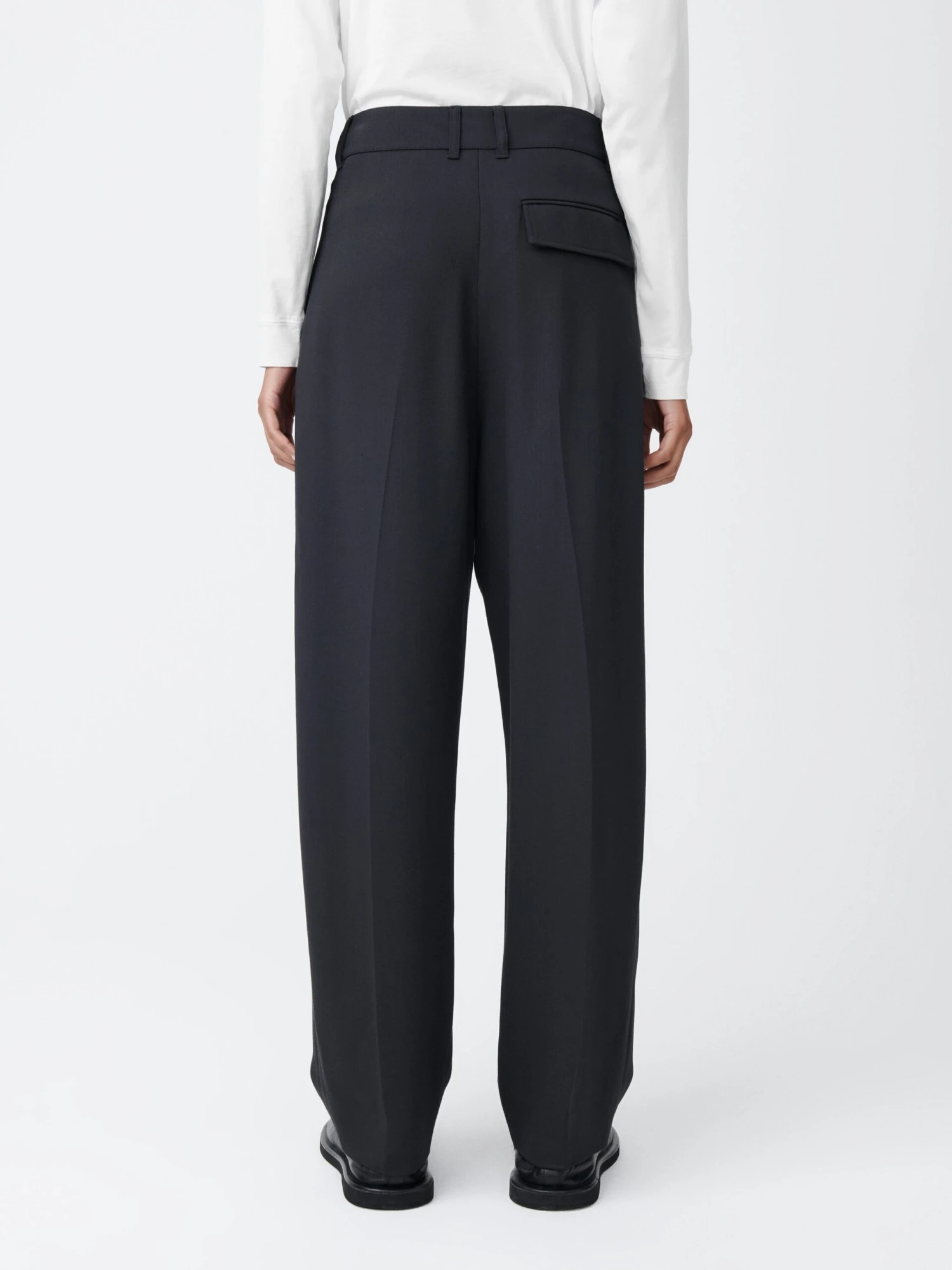 Studio Nicholson Acuna Viscose Pant In Darkest Navy 5 Studio Nicholson Acuna Viscose Pant In Darkest Navy - Image 5