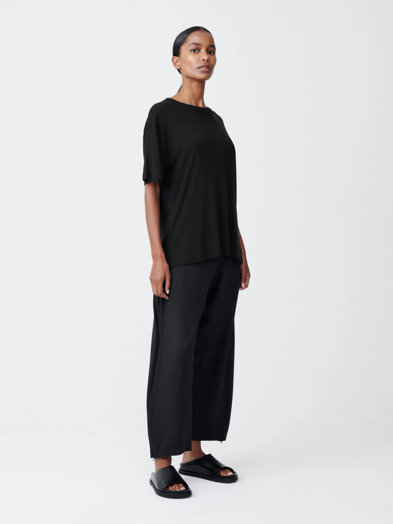 Studio Nicholson Awe Pant In Darkest Navy 2 Studio Nicholson Awe Pant In Darkest Navy - Image 2