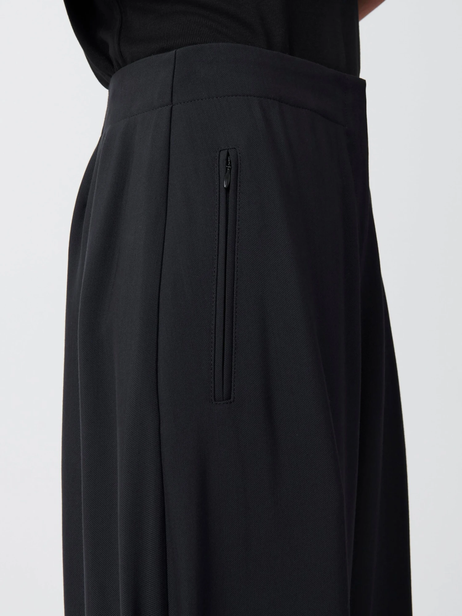 Studio Nicholson Awe Pant In Darkest Navy 6 Studio Nicholson Awe Pant In Darkest Navy - Image 6