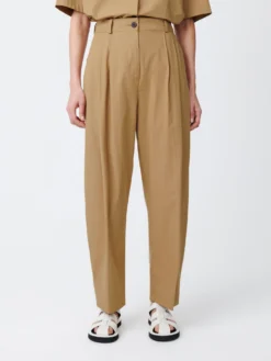 Studio Nicholson Acuna Pant In Sand 10 Studio Nicholson Acuna Pant In Sand -Studio Nicholson AcunaSNW SNW1305PowderCottonPantsSand scaled