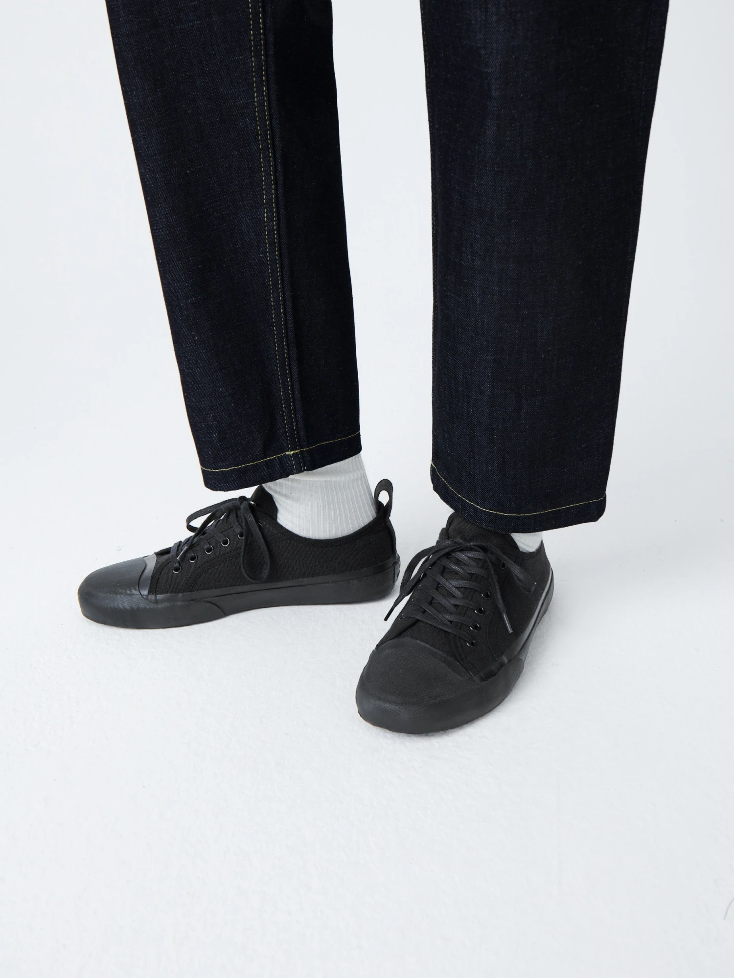 Studio Nicholson Byrd Canvas Shoe In Darkest Navy 7 Studio Nicholson Byrd Canvas Shoe In Darkest Navy - Image 7