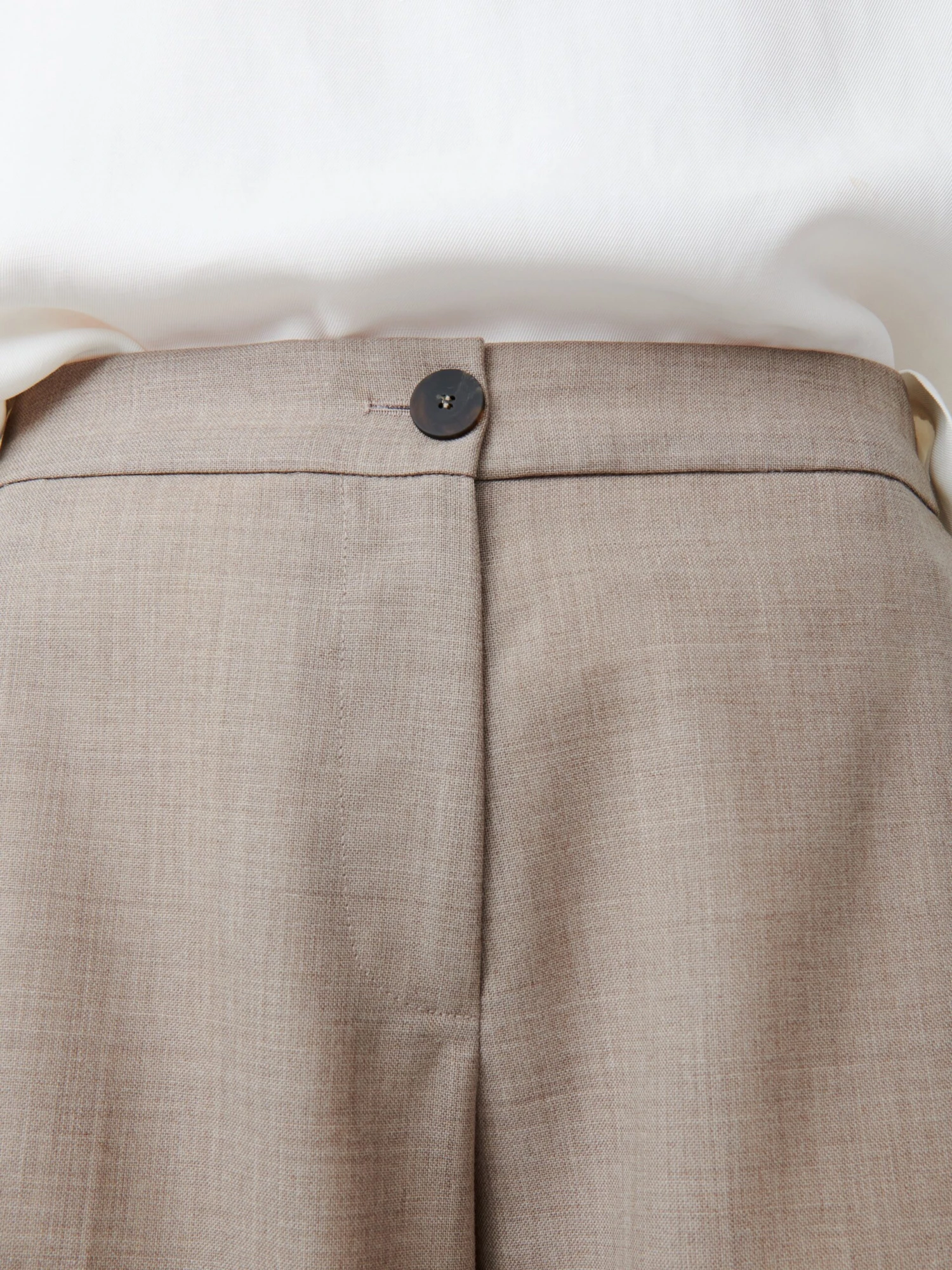 Studio Nicholson Cabra Short In Straw Melange 5 Studio Nicholson Cabra Short In Straw Melange - Image 5