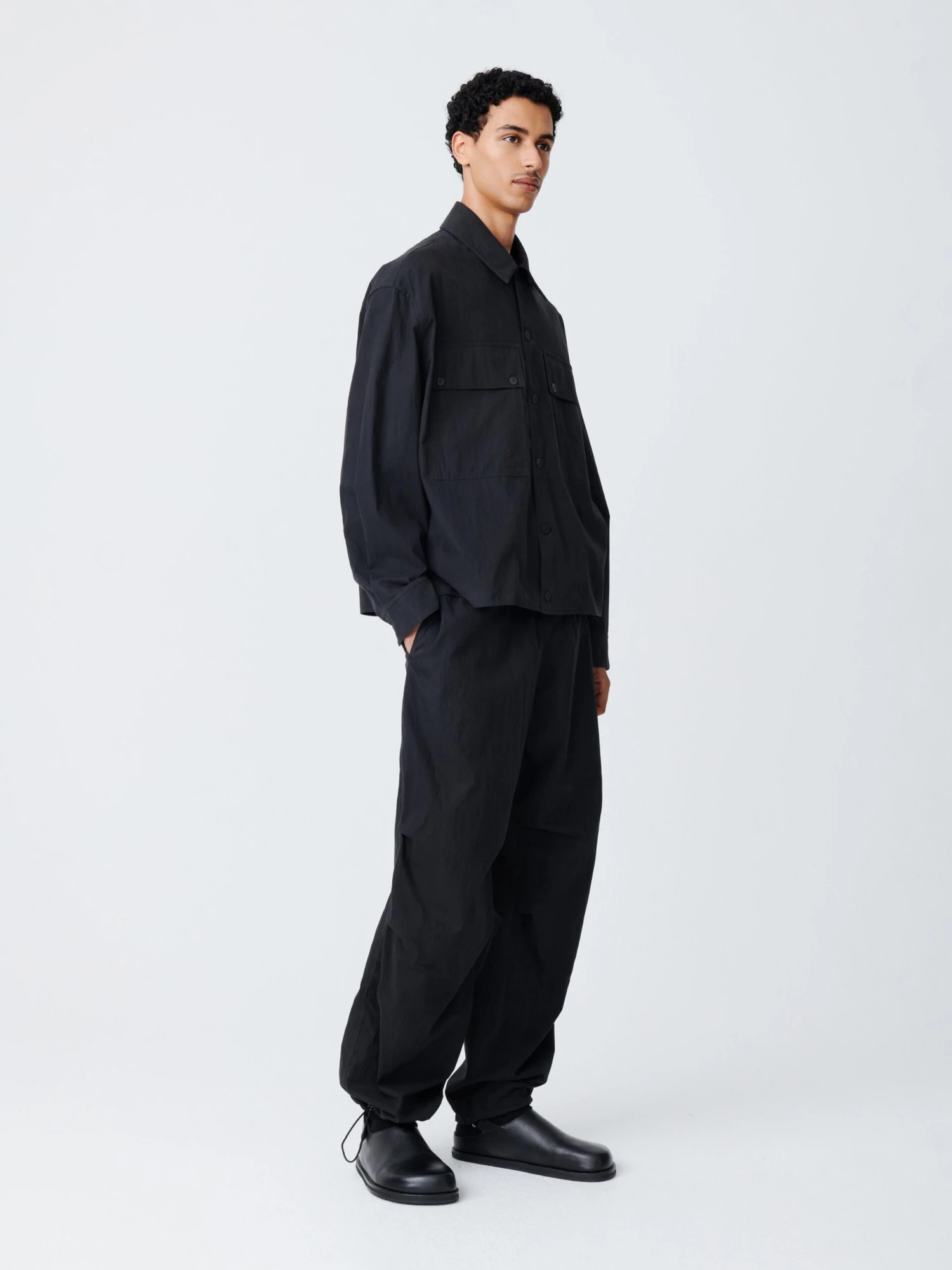 Studio Nicholson Caro Pant In Darkest Navy 2 Studio Nicholson Caro Pant In Darkest Navy - Image 2