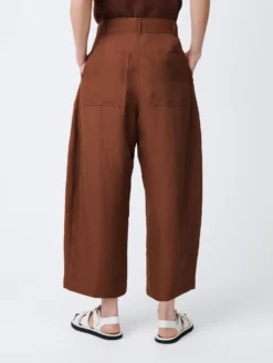 Studio Nicholson Chalco Pant In Carob Brown -Studio Nicholson CHALCOSNW 1173VISCOSELINENSLUBCAROBBROWN4 scaled