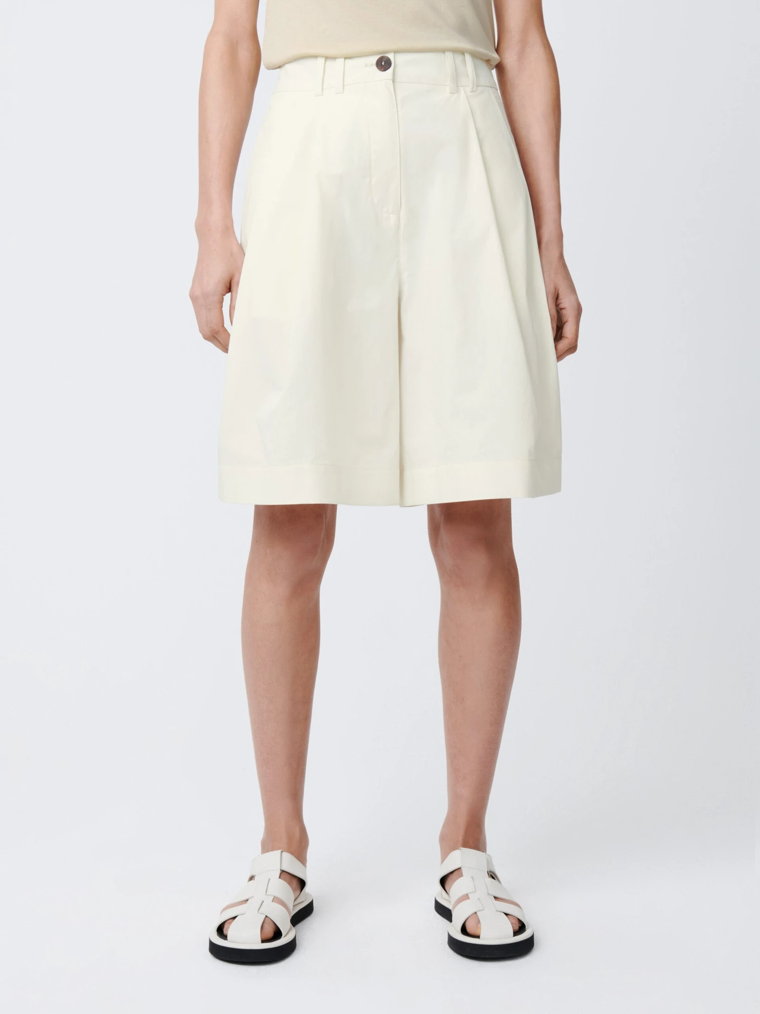 Studio Nicholson Cito Short In Parchment 7 Studio Nicholson Cito Short In Parchment - Image 7