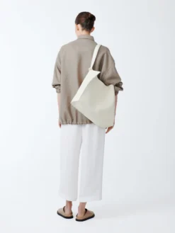 Studio Nicholson Dordoni Pant In Parchment 9 Studio Nicholson Dordoni Pant In Parchment -Studio Nicholson DORDONISNW 1616LINENLIKETWILLPANTSinPARCHMENT2 scaled