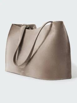 Studio Nicholson Doublet Suede Bag In Clay 12 Studio Nicholson Doublet Suede Bag In Clay -Studio Nicholson DOUBLETSN741 VESUVIOSUEDEDODO 165 3163ae1a e67e 4b6e b2fe 997cb3fa743e scaled