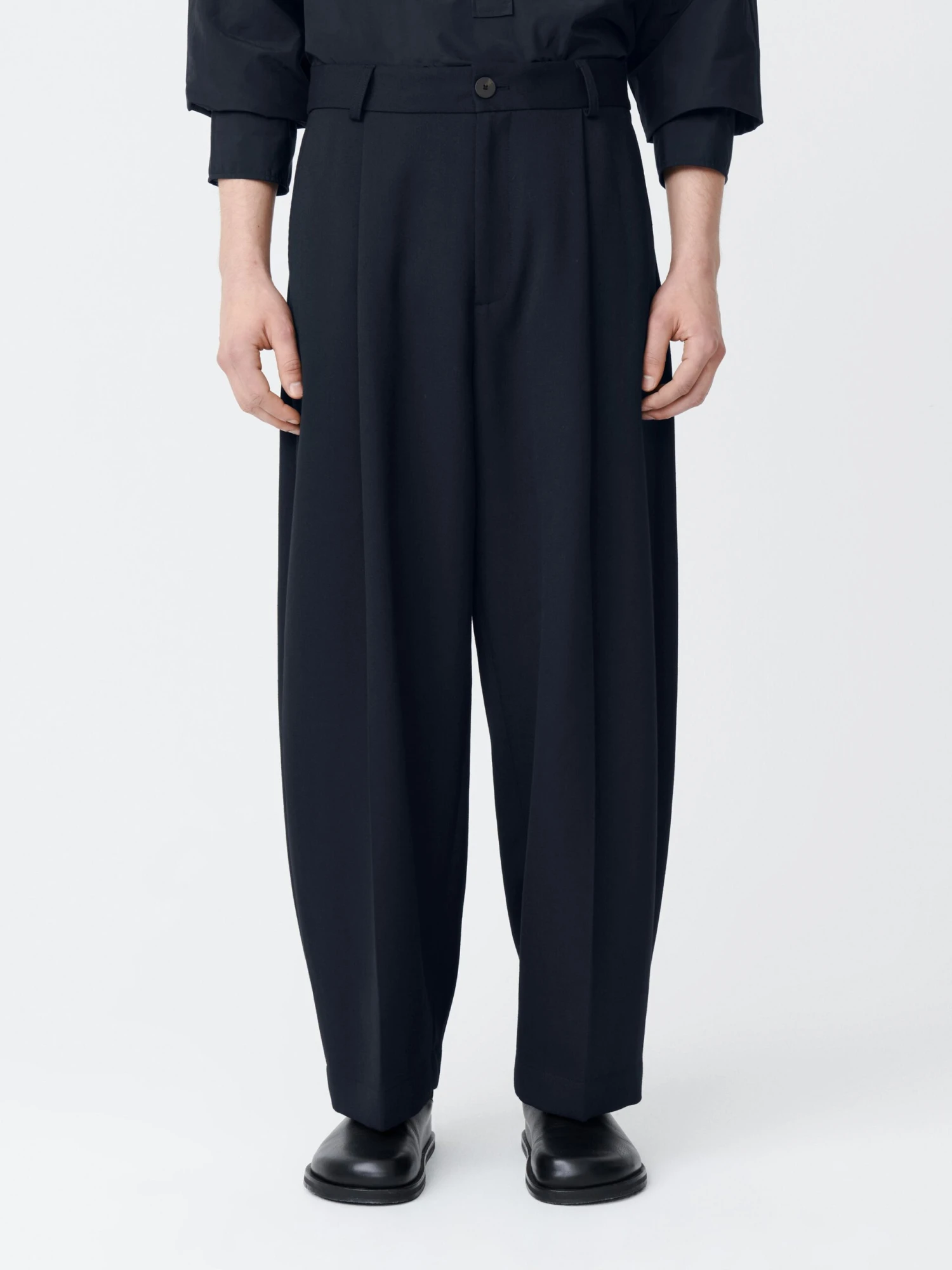 Studio Nicholson Ellis Pant In Darkest Navy 5 Studio Nicholson Ellis Pant In Darkest Navy - Image 5