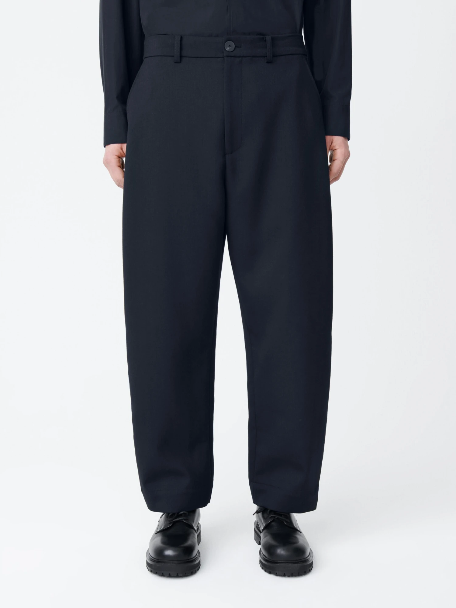 Studio Nicholson Ezra Pant In Darkest Navy 4 Studio Nicholson Ezra Pant In Darkest Navy - Image 4