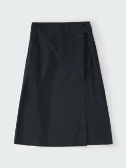 Studio Nicholson Foley Skirt In Darkest Navy 12 Studio Nicholson Foley Skirt In Darkest Navy -Studio Nicholson FOLEYSNW 1406TEXTUREDVISCOSEDARKESTNAVY 0096 FS scaled