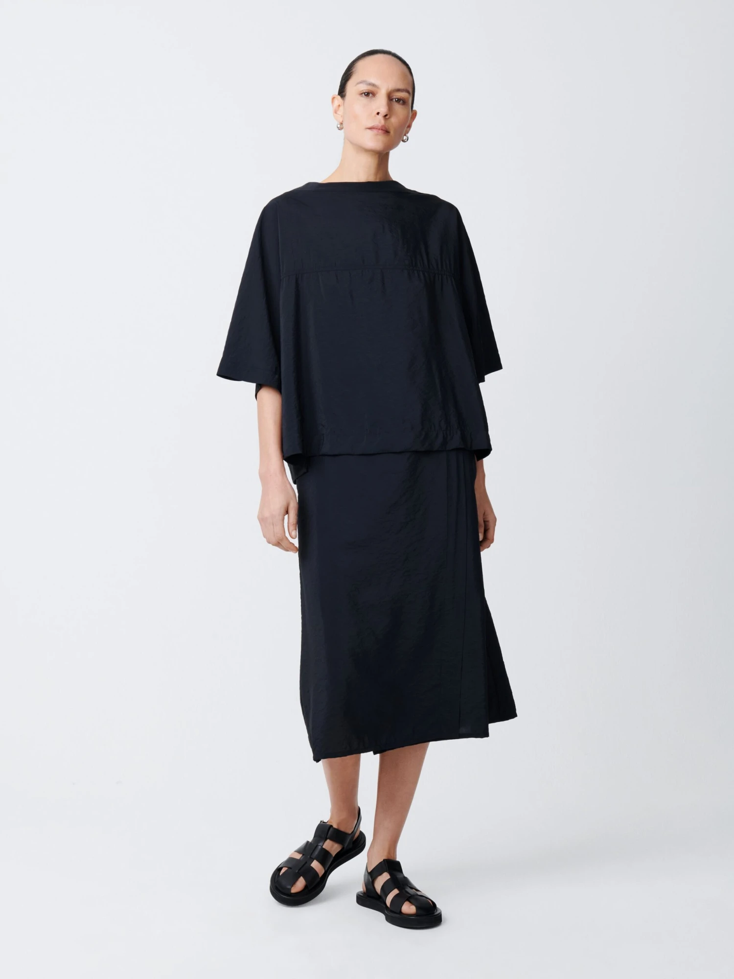 Studio Nicholson Foley Skirt In Darkest Navy 2 Studio Nicholson Foley Skirt In Darkest Navy - Image 2