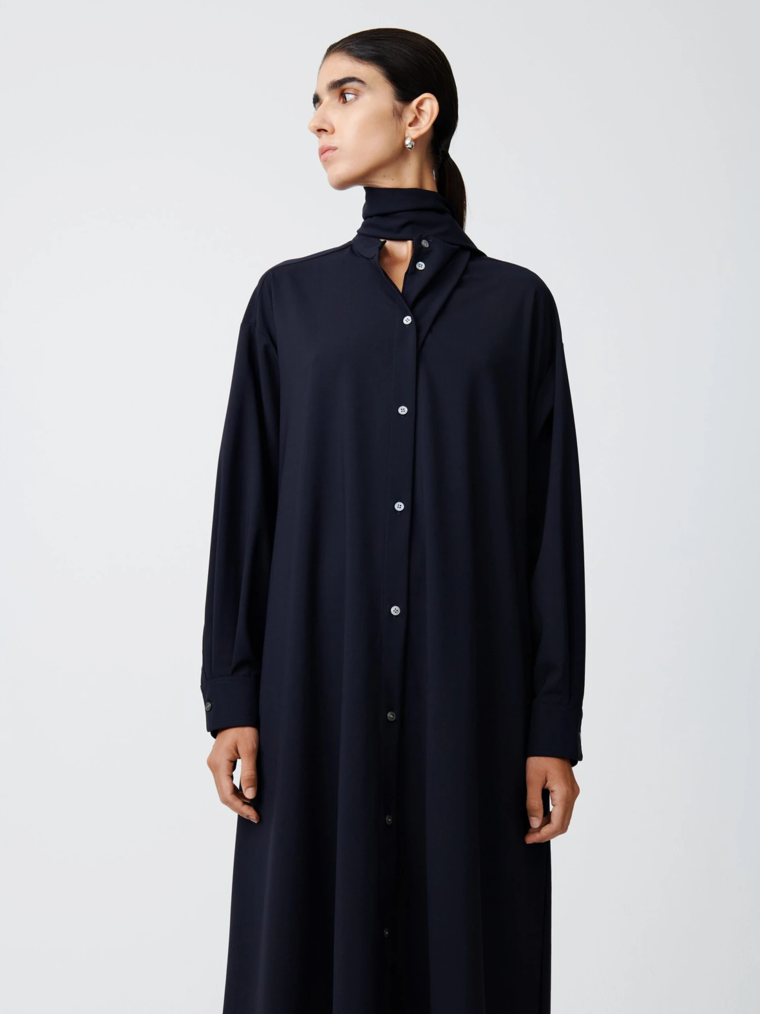 Studio Nicholson Hurn Dress In Darkest Navy 4 Studio Nicholson Hurn Dress In Darkest Navy - Image 4