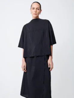 Studio Nicholson Hesse Top In Darkest Navy -Studio Nicholson HesseSNW 1390TexturedViscoseTopsDarkestNavy3 scaled