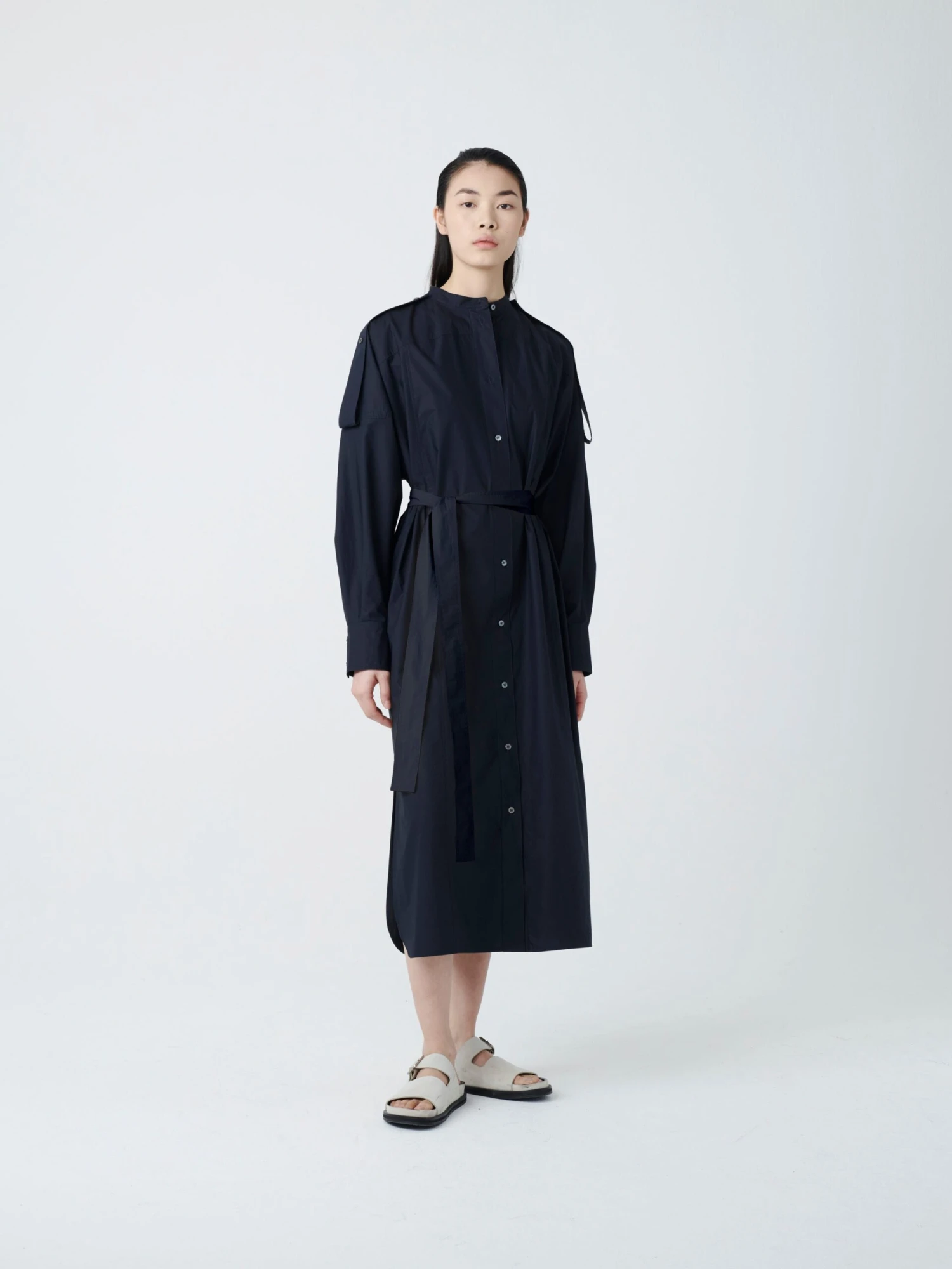 Studio Nicholson Itarsi Dress In Darkest Navy 2 Studio Nicholson Itarsi Dress In Darkest Navy - Image 2