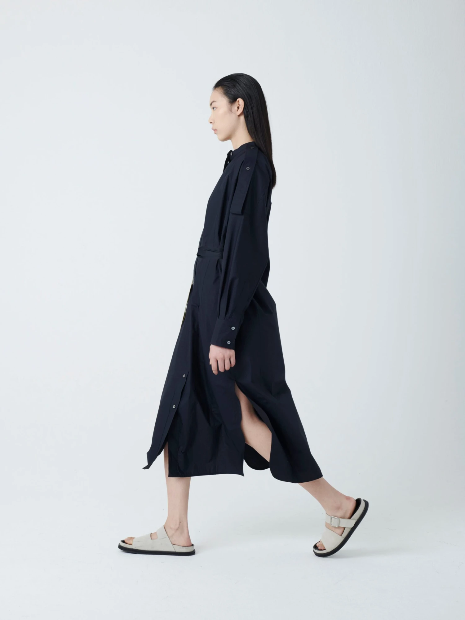 Studio Nicholson Itarsi Dress In Darkest Navy 4 Studio Nicholson Itarsi Dress In Darkest Navy - Image 4