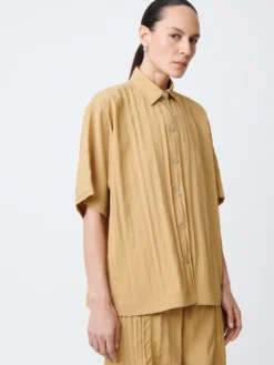 Studio Nicholson Kanno Shirt In Sand -Studio Nicholson KannoSNW 1401TextredFluidShirtsSand4 scaled