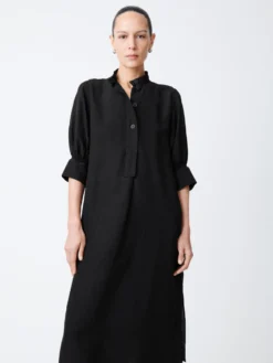 Studio Nicholson Knoll Dress In Black 10 Studio Nicholson Knoll Dress In Black -Studio Nicholson KnollSNW 517TranslubDressesBlack4 scaled