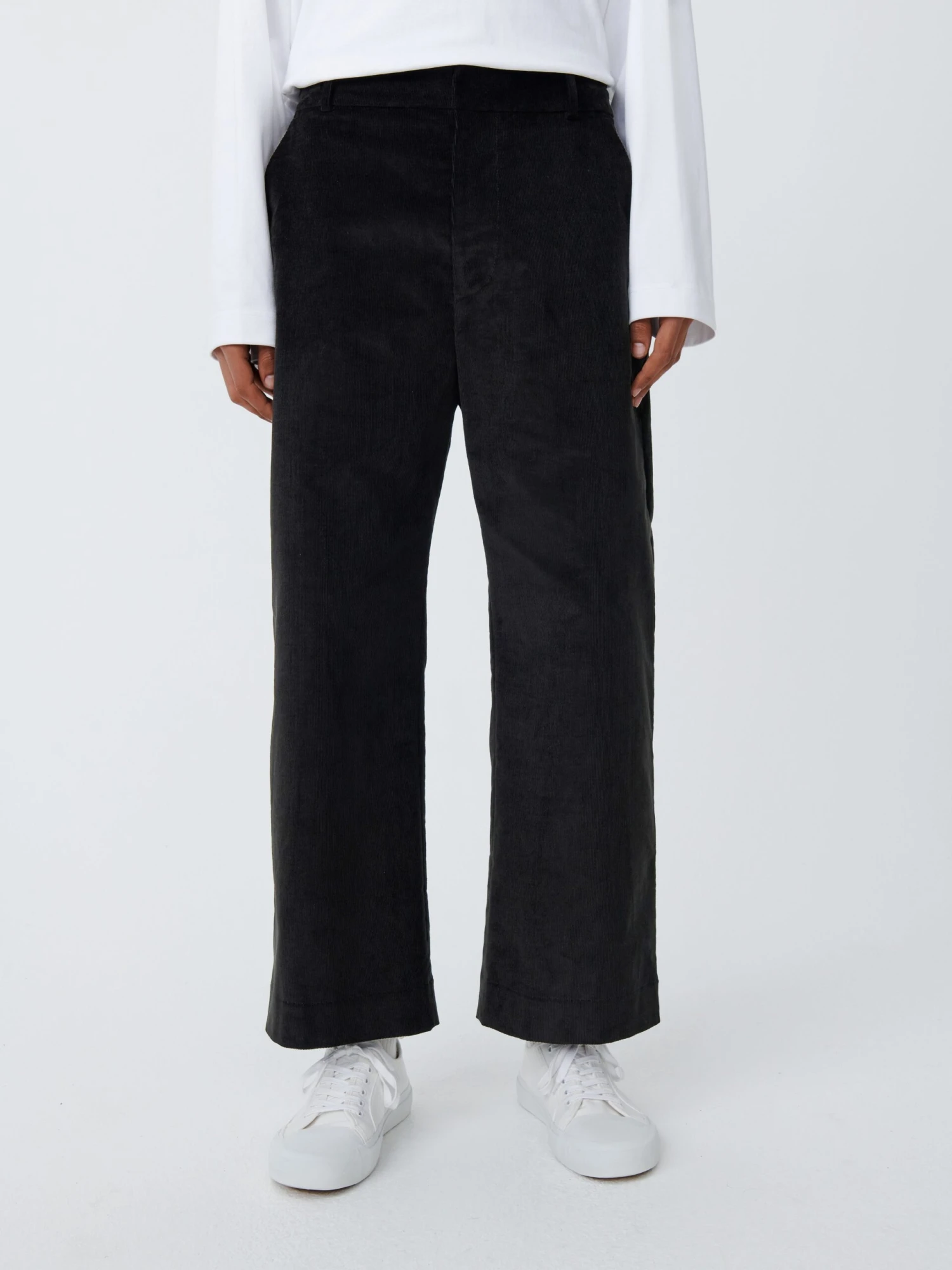 Studio Nicholson Mappe Corduroy Pant In Black 4 Studio Nicholson Mappe Corduroy Pant In Black - Image 4