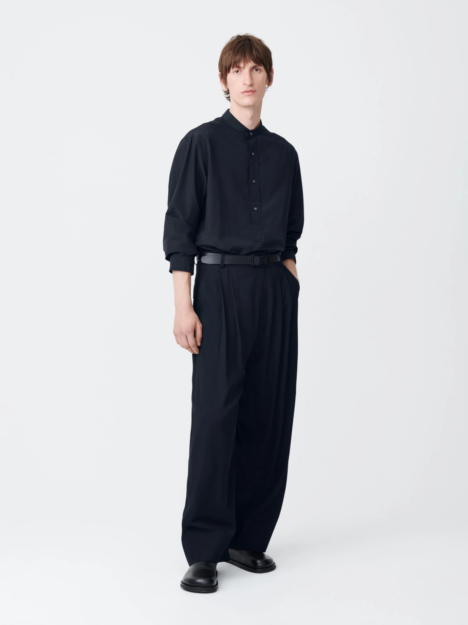 Studio Nicholson Nemo Pant In Darkest Navy 3 Studio Nicholson Nemo Pant In Darkest Navy - Image 3