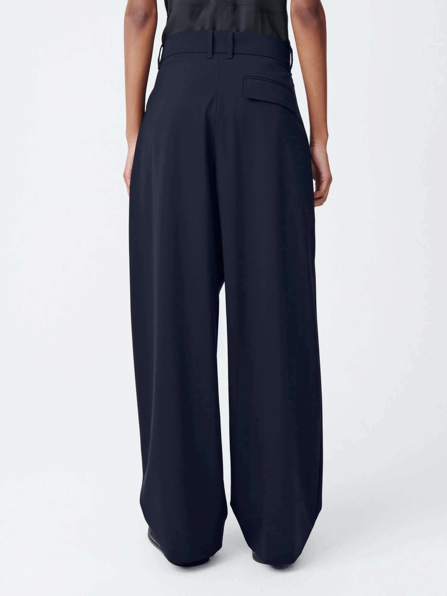 Studio Nicholson Nika Tropical Wool Pant In Darkest Navy 6 Studio Nicholson Nika Tropical Wool Pant In Darkest Navy - Image 6