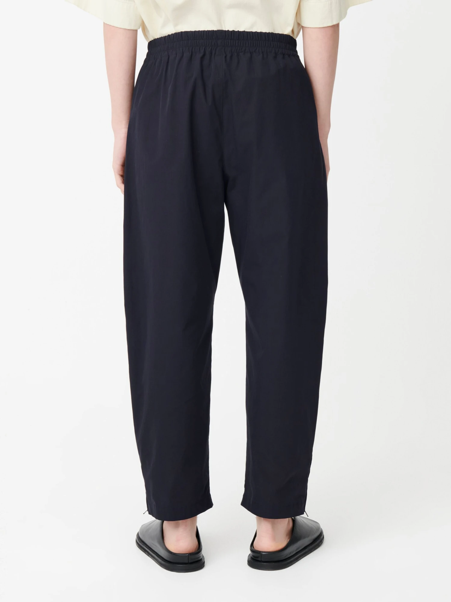 Studio Nicholson Opal Pant In Darkest Navy 6 Studio Nicholson Opal Pant In Darkest Navy - Image 6