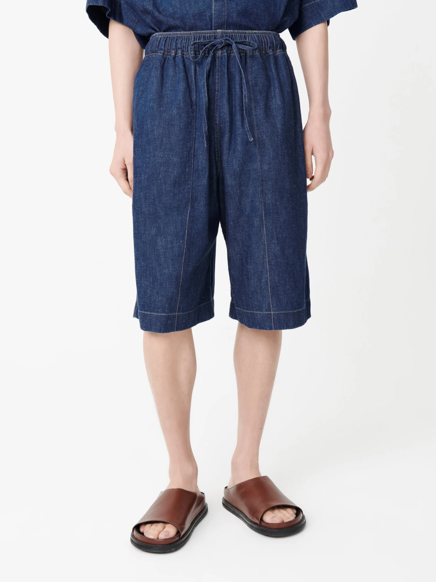 Studio Nicholson Ossi Denim Short In Indigo 5 Studio Nicholson Ossi Denim Short In Indigo - Image 5