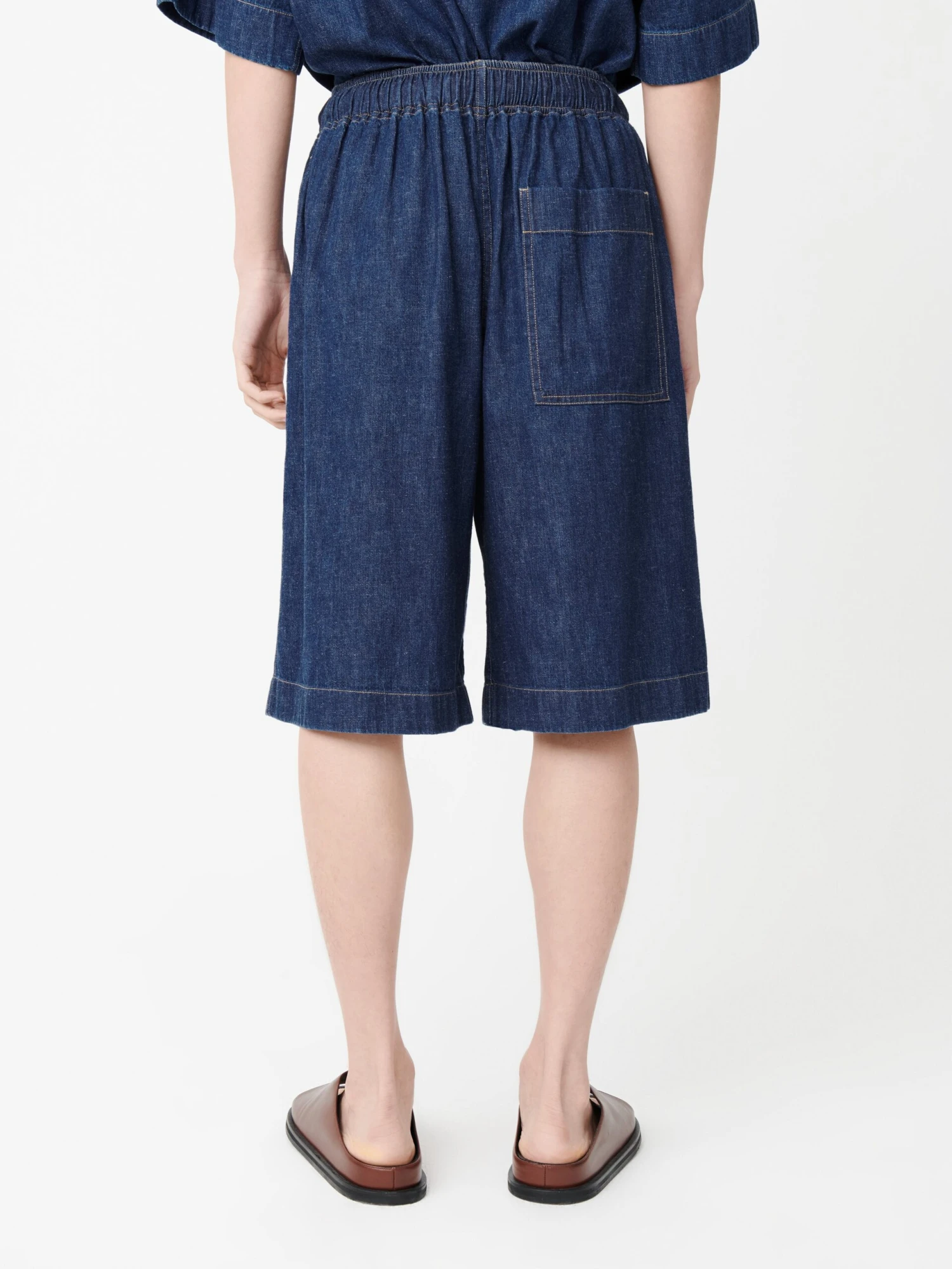 Studio Nicholson Ossi Denim Short In Indigo 6 Studio Nicholson Ossi Denim Short In Indigo - Image 6