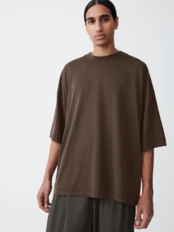 Studio Nicholson Piu T-Shirt In Carob