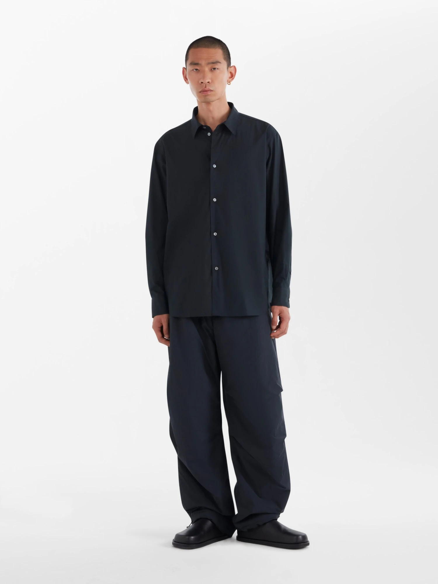 Studio Nicholson Santo Shirt In Darkest Navy 2 Studio Nicholson Santo Shirt In Darkest Navy - Image 2