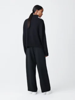 Studio Nicholson Suda Knit In Dark Navy 10 Studio Nicholson Suda Knit In Dark Navy -Studio Nicholson SUDAKNITDARKNAV3 scaled