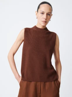 Studio Nicholson Sumire Top In Carob Brown 10 Studio Nicholson Sumire Top In Carob Brown -Studio Nicholson SUMIRESNW 1360DRYCOTTONRIBCAROBBROWN scaled