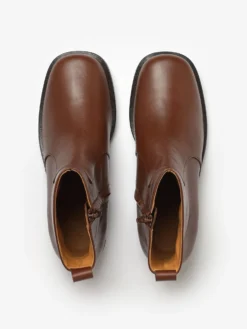 Studio Nicholson Women's Square Boot In Whiskey 8 Studio Nicholson Women's Square Boot In Whiskey -Studio Nicholson WOMENSSQUAREWHISKEY5copy scaled