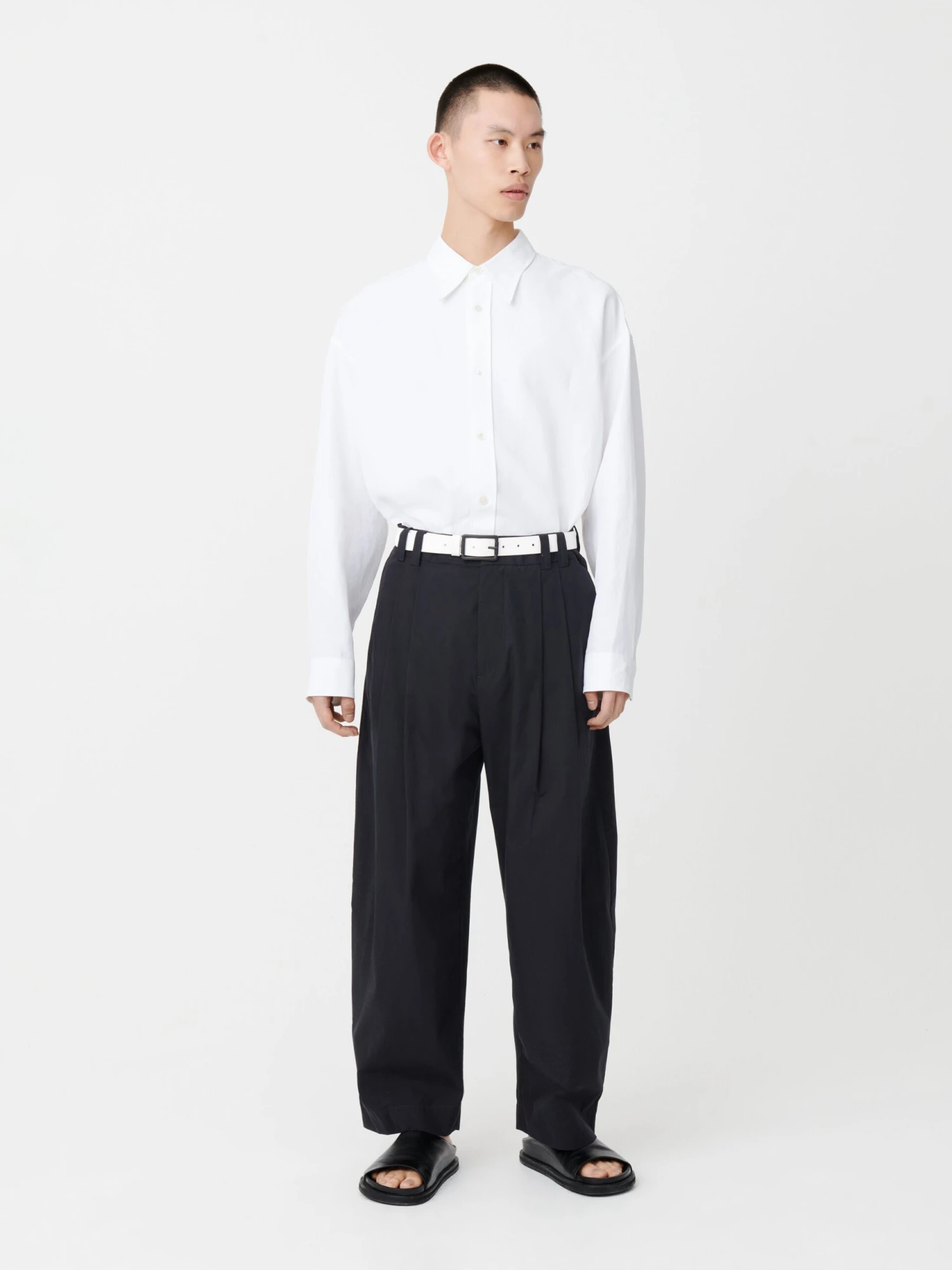 Studio Nicholson Yale Pant In Darkest Navy 2 Studio Nicholson Yale Pant In Darkest Navy - Image 2